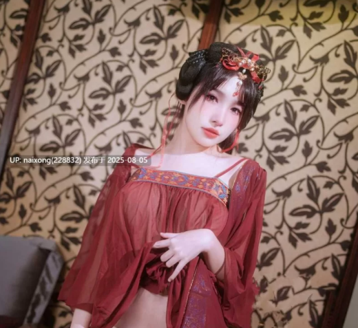 【美图】慕慕 – 月圓之夜-春日ACG